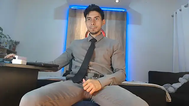 Snapshot of Andrew_4_ chatting on November 2025 02:17:02 AM Andrew 4 online show from November 2025 02:17:02 AM