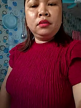 Snapshot of XXLorie_02 chatting on April 2026 11:38:02 PM XXLorie 02 online show from April 2026 11:38:02 PM