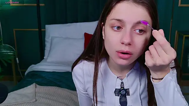 Eille Elfie online show from October 2025 04:44:02 AM