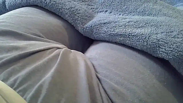 perescam online show from November 2025 03:50:01 PM