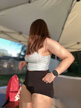 Snapshot of MaggyMayI chatting on December 2024 09:06:01 PM MaggyMayI online show from December 2024 09:06:01 PM