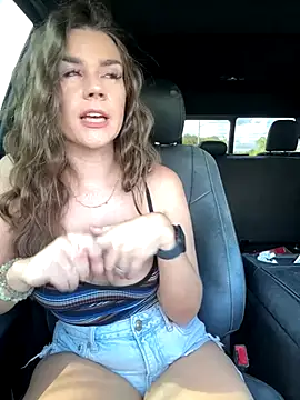 Snapshot of MaggyMayI chatting on November 2025 05:02:01 PM MaggyMayI online show from November 2025 05:02:01 PM