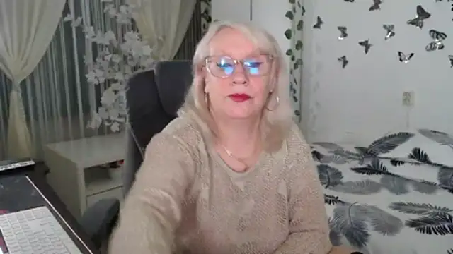 Ghertrude52 online show from March 2026 04:40:01 AM