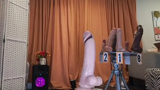 Foglove69 online show from November 2025 05:24:01 PM