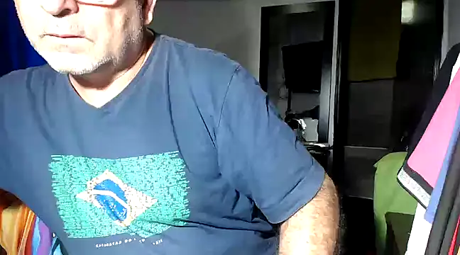 Snapshot of ferdinad20 chatting on January 2025 02:21:01 PM ferdinad20 online show from January 2025 02:21:01 PM