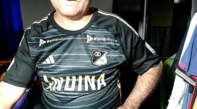 Snapshot of ferdinad20 chatting on January 2025 03:55:02 PM ferdinad20 online show from January 2025 03:55:02 PM