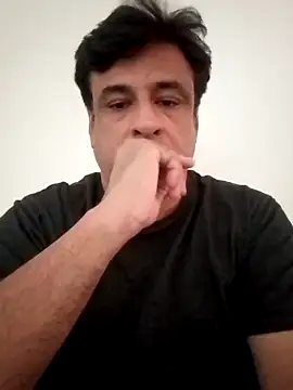 Snapshot of desipapaxxx chatting on March 2025 11:03:01 AM desipapaxxx online show from March 2025 11:03:01 AM