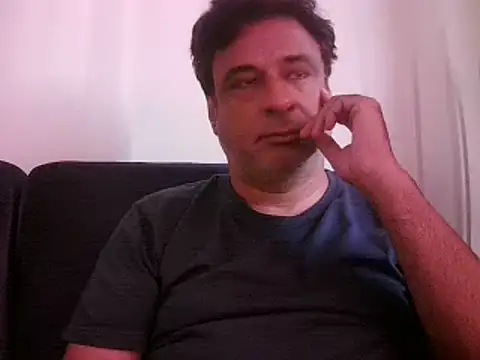 Snapshot of desipapaxxx chatting on March 2025 03:45:01 AM desipapaxxx online show from March 2025 03:45:01 AM