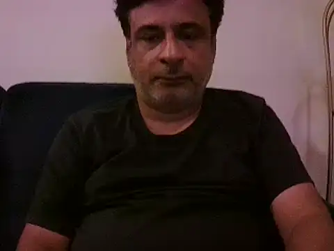 Snapshot of desipapaxxx chatting on March 2025 04:46:01 PM desipapaxxx online show from March 2025 04:46:01 PM