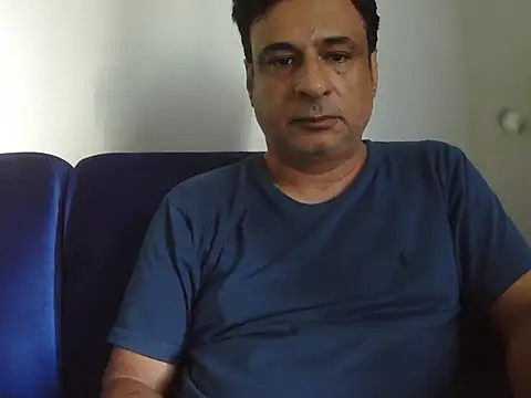 Snapshot of desipapaxxx chatting on November 2025 03:05:01 AM desipapaxxx online show from November 2025 03:05:01 AM