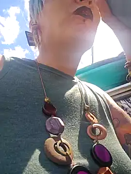 PinkTheHawk online show from January 2025 02:22:02 AM