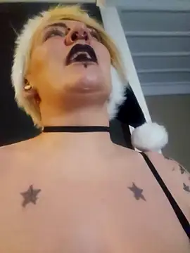 PinkTheHawk online show from December 2025 10:32:02 AM