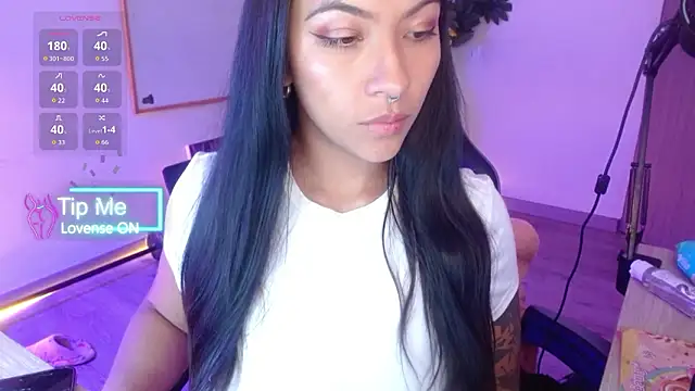 Snapshot of karlavittar chatting on February 2026 08:13:02 AM karlavittar online show from February 2026 08:13:02 AM