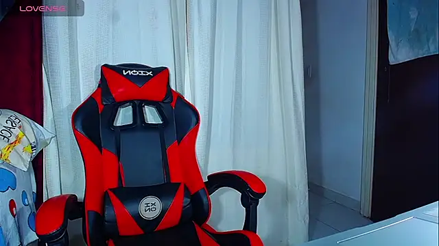 DanisaBrown online show from November 2025 02:28:01 PM