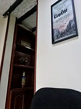 emma tour online show from March 2025 09:48:02 PM