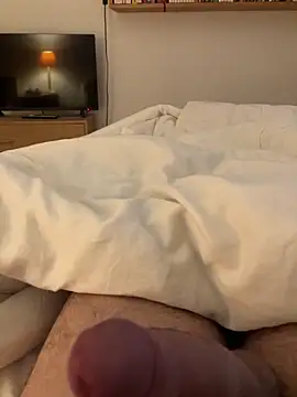 Snapshot of Romain2841 chatting on February 2026 04:19:01 PM Romain2841 online show from February 2026 04:19:01 PM