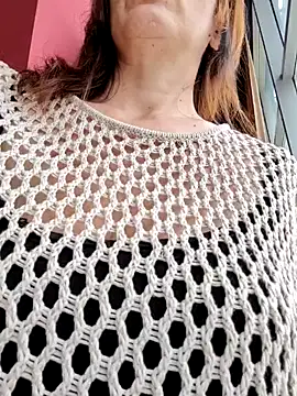 Snapshot of EvaXOAir chatting on March 2025 05:22:02 AM EvaXOAir online show from March 2025 05:22:02 AM