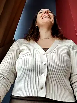 Snapshot of EvaXOAir chatting on March 2025 02:59:01 AM EvaXOAir online show from March 2025 02:59:01 AM