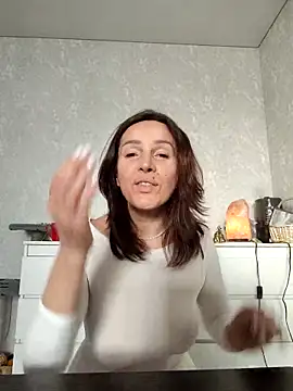 EvaXOAir online show from February 2026 03:50:01 AM