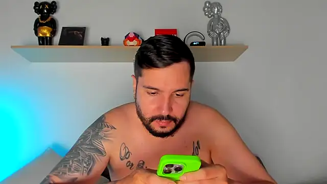 camilo restrepo21 online show from February 2025 11:25:02 PM