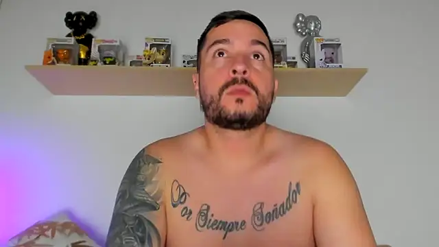 Snapshot of camilo_restrepo21 chatting on February 2026 02:43:01 AM camilo restrepo21 online show from February 2026 02:43:01 AM