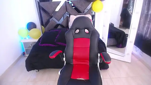 Salo hot04 online show from December 2024 03:55:01 PM