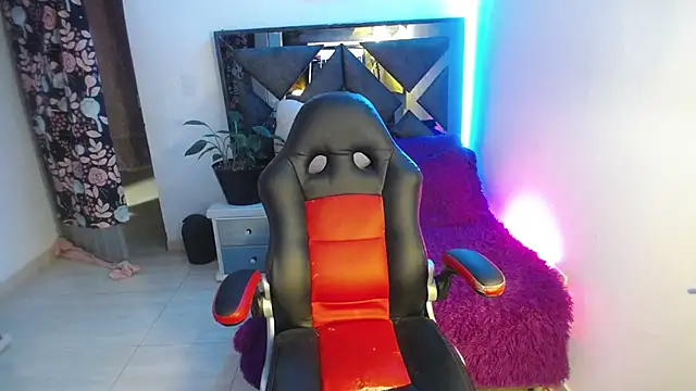 Salo hot04 online show from January 2025 12:57:02 AM