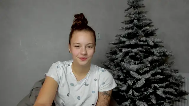 Snapshot of why_again_me chatting on December 2024 06:59:02 PM why again me online show from December 2024 06:59:02 PM