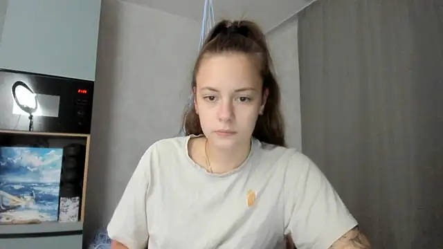 Snapshot of why_again_me chatting on November 2025 06:21:01 PM why again me online show from November 2025 06:21:01 PM