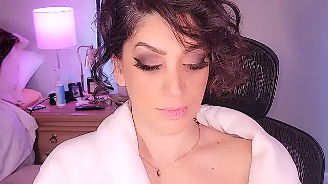 Snapshot of Wonderful_Woman chatting on March 2025 04:57:02 AM Wonderful Woman online show from March 2025 04:57:02 AM