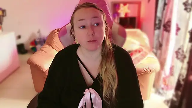 kisicaxx online show from March 2025 08:57:01 AM