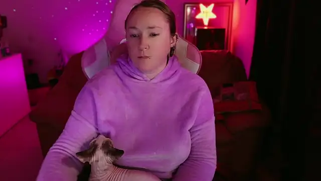 kisicaxx online show from March 2025 05:29:01 PM