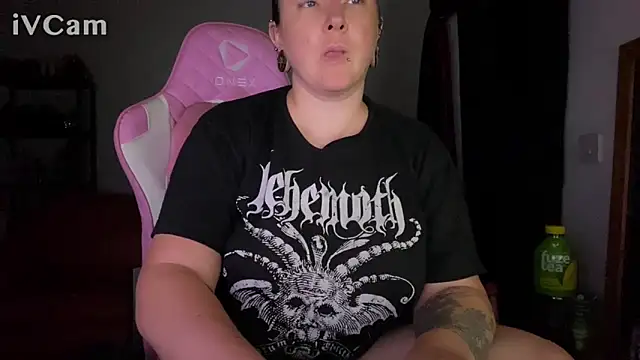 kisicaxx online show from September 2025 12:26:01 AM