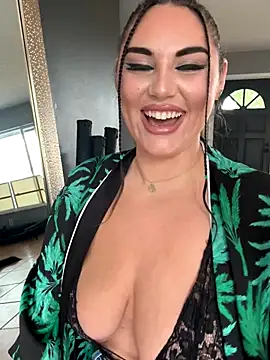 lovely beast online show from October 2025 04:37:01 PM