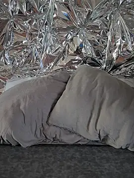 lovely beast online show from January 2026 05:50:01 PM