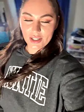 lovely beast online show from April 2026 04:10:02 PM