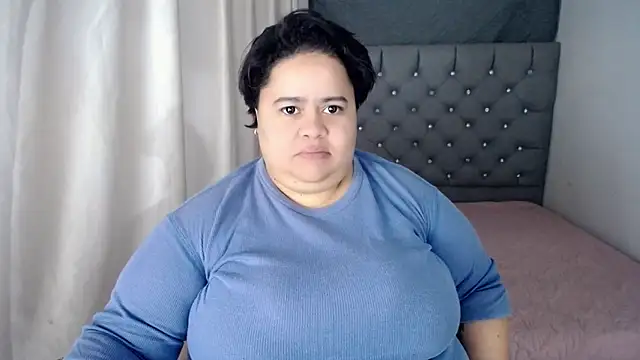 Snapshot of hotlesby4uxxx chatting on December 2024 01:49:01 PM hotlesby4uxxx online show from December 2024 01:49:01 PM