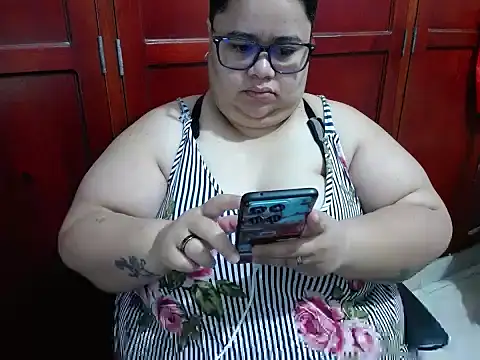 Snapshot of hotlesby4uxxx chatting on June 2026 01:59:01 PM hotlesby4uxxx online show from June 2026 01:59:01 PM