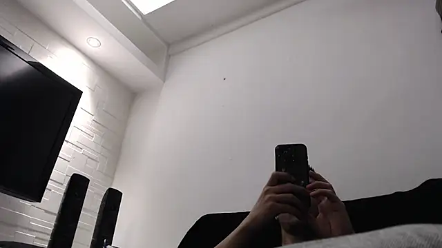 SebastianReiss online show from February 2025 06:45:01 PM