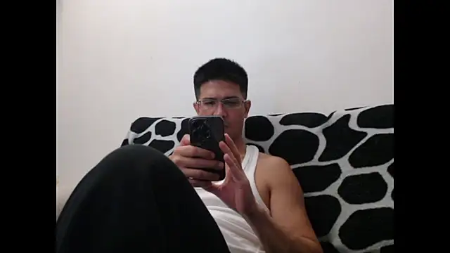 SebastianReiss online show from September 2025 10:25:01 PM