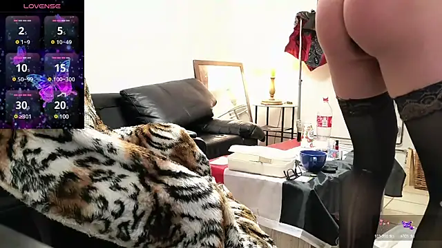 kimberjames84 online show from February 2025 10:43:01 PM