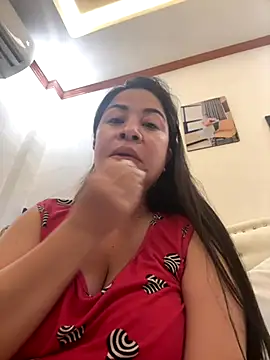 Snapshot of Tightwetholesxx chatting on October 2025 03:21:02 PM Tightwetholesxx online show from October 2025 03:21:02 PM