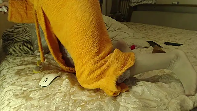 larawet online show from December 2024 01:11:02 AM