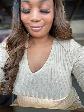   Nessa   online show from December 2024 05:29:02 PM