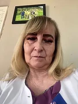 Irina2909xh online show from March 2025 12:17:01 PM