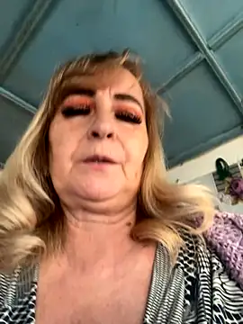 Irina2909xh online show from September 2025 02:33:02 PM