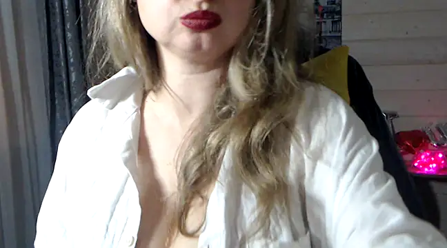 RubiLakros online show from February 2025 07:41:01 PM