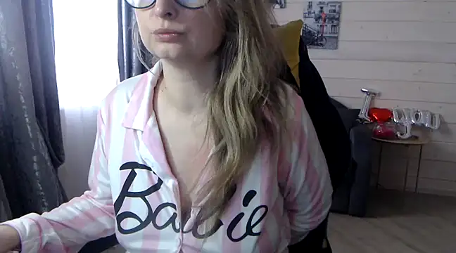 RubiLakros online show from March 2025 09:10:02 AM