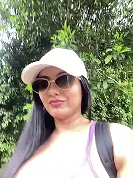 Snapshot of AshleyJhonson chatting on November 2025 07:23:02 PM AshleyJhonson online show from November 2025 07:23:02 PM