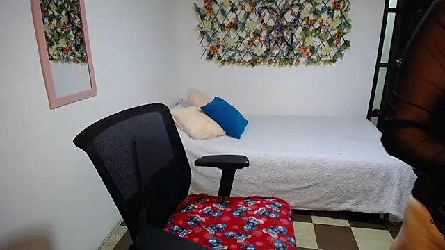 Sofi 5249  online show from December 2024 11:46:02 PM